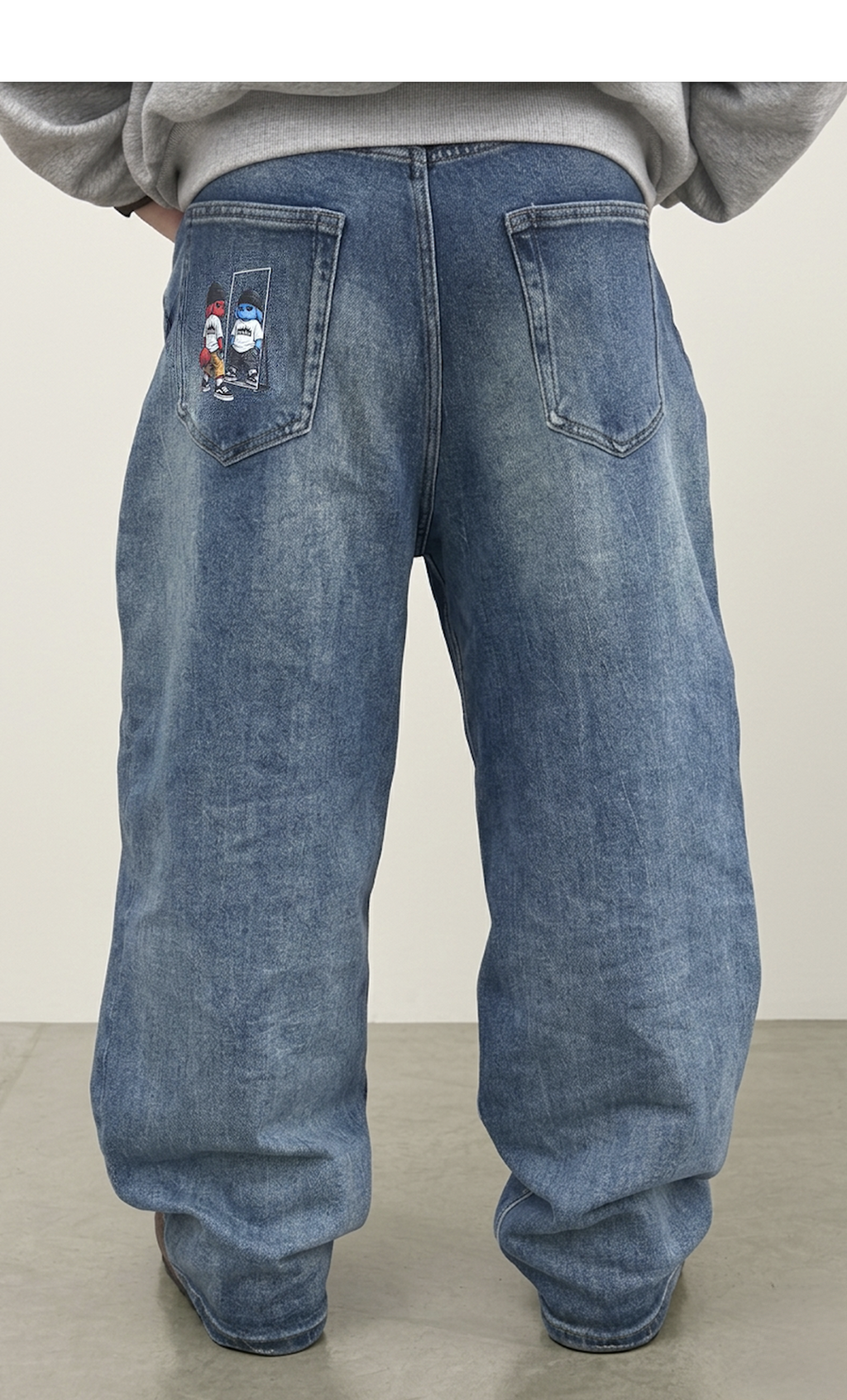 "DONT TRUST THE MIRROR" Baggy Jeans