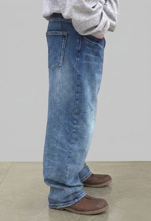 "DONT TRUST THE MIRROR" Baggy Jeans